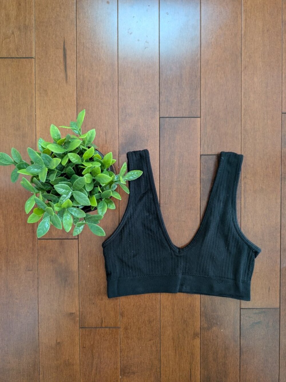 AERIE RIBBED KNIT BLACK BRALETTE TOP
